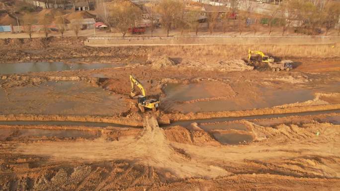 河道治理 扩容 清淤 排污 挖沙  车辆