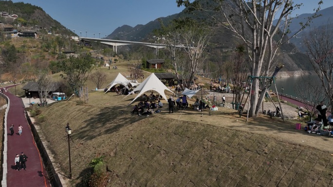 航拍春日里市民休闲公园