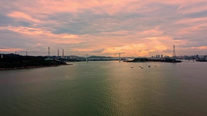 汕头海湾大桥城市航拍风景渔船落日