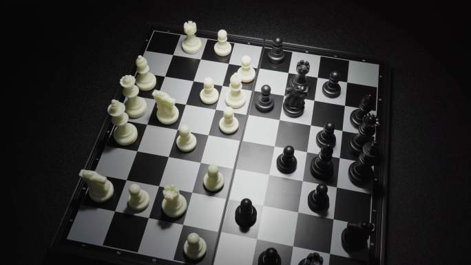 [4K]国际象棋