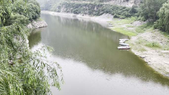 湖 水面 青山绿水 山川  雨景