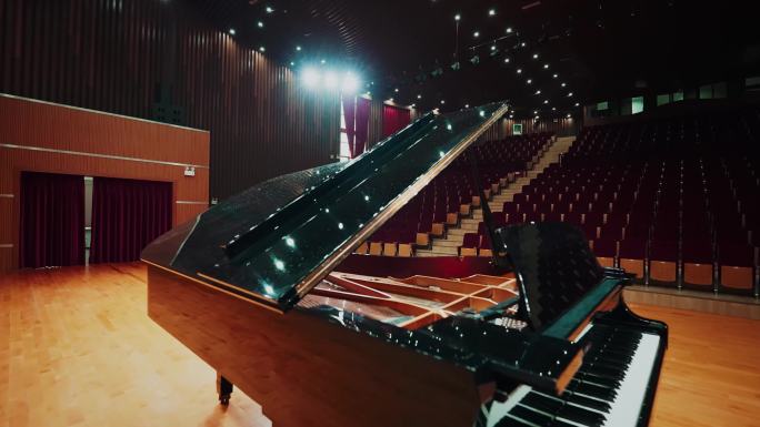 4K音乐厅三角钢琴
