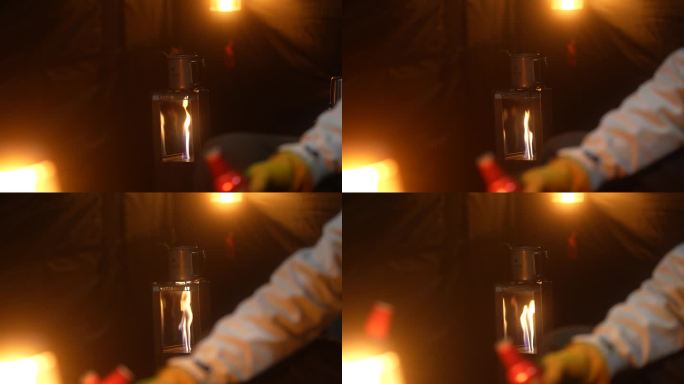 露营举杯畅饮闲情逸致