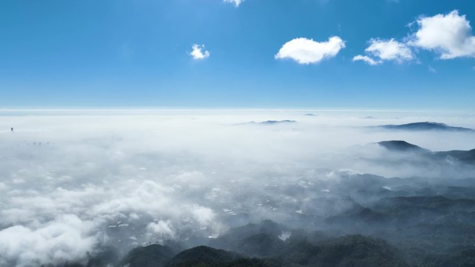 十里蓝山云海风光