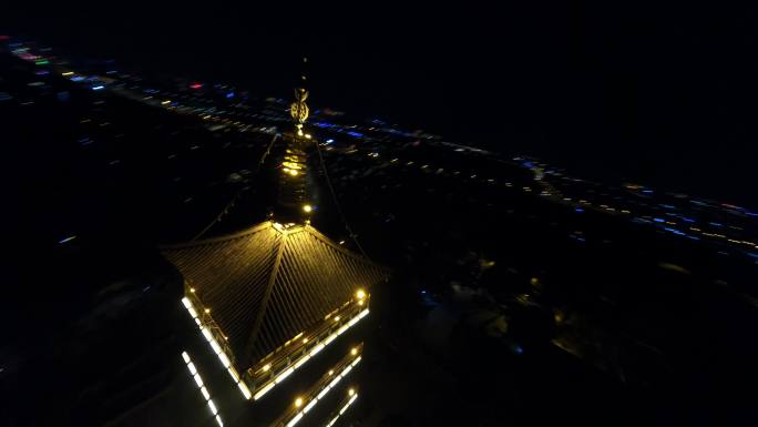 扬州栖灵塔夜景穿越机航拍