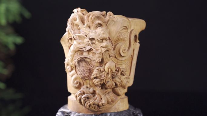 龙头木头木雕雕刻木座特写展示工艺品摆件