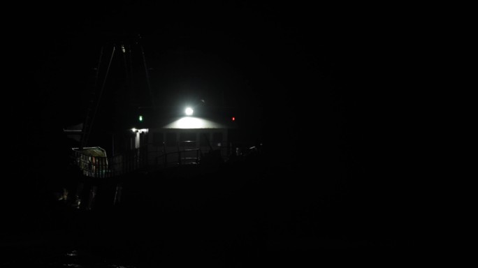 4kl1广东雷州市渔船夜航1