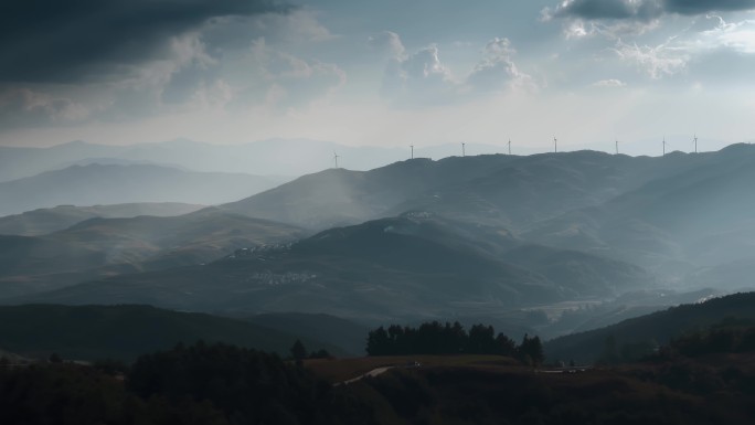 中国电网风光宣传视频清晨山顶电力风车远景