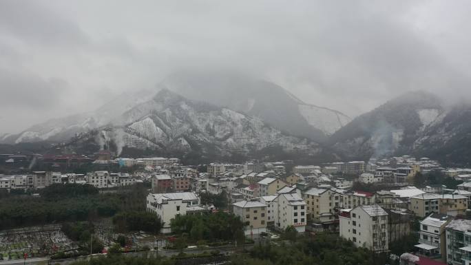 临安区湍口镇下雪航拍