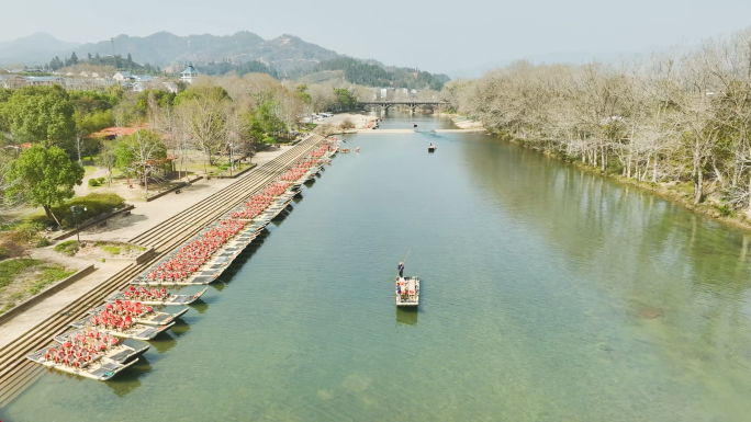 4K航拍福建武夷山景区风光九曲溪竹筏漂流