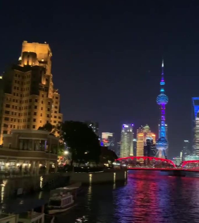 上海陆家嘴三件套乍浦路桥你来过吗？