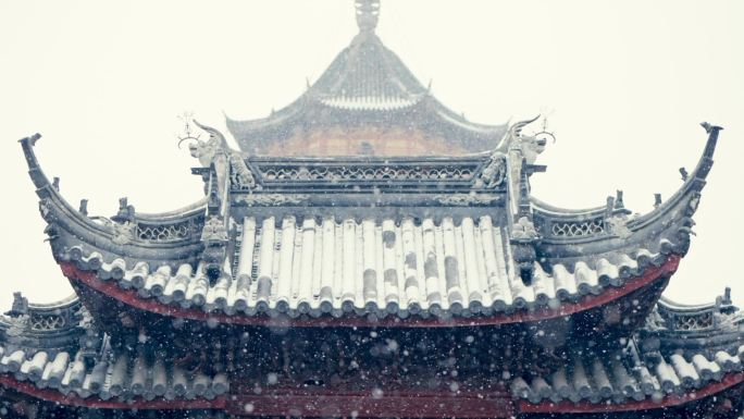 苏州报恩寺下雪