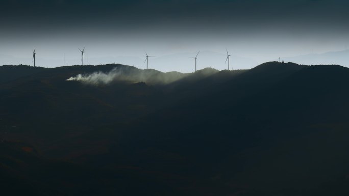 中国电网风光宣传视频清晨山脊电力风车远景