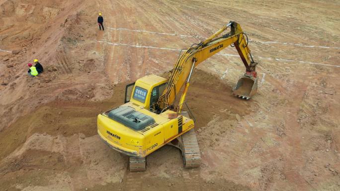 工地开荒打地基工程建设施工现场