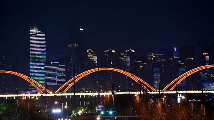 福元路大桥万家灯火的夜景