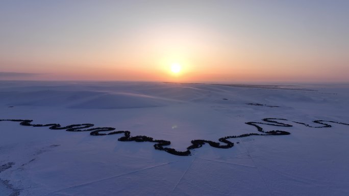 航拍内蒙古雪原特泥河暮色