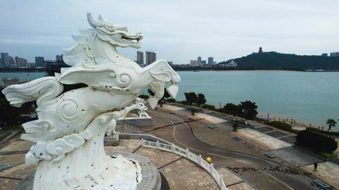 广西防城港龙马雕塑西湾大桥滨海风光航拍