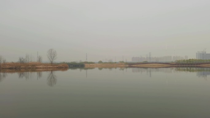 4K高清实拍西安渭河河堤公园优美风景