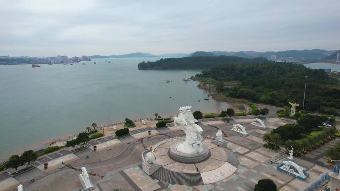 广西防城港龙马雕塑西湾大桥滨海风光航拍