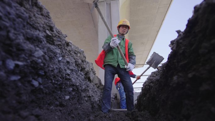 工人民工高铁建设