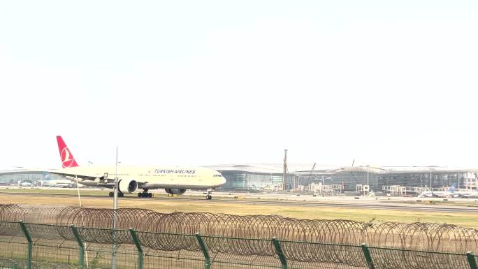 广州白云机场飞机起飞