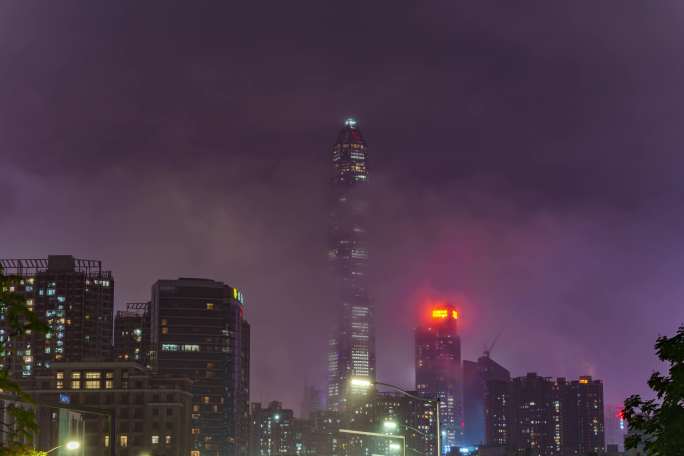 中国广东深圳石厦平安金融中心暴雨延时摄影