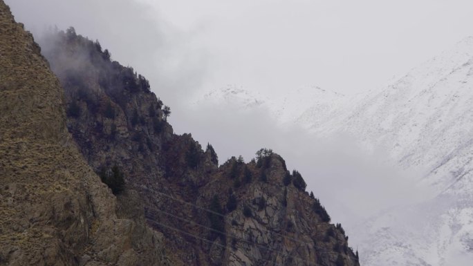 山间云雾 雾山 云雾 阴雨 阴天天气雨季