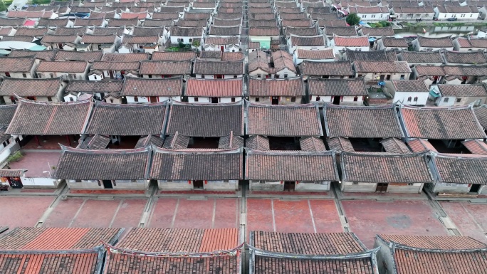 航拍福建漳州闽南古民居群埭美古村