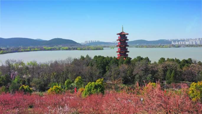 徐州云龙湖风景区苏公塔