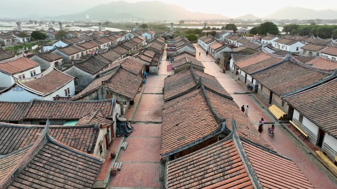 航拍福建漳州闽南古民居群埭美古村