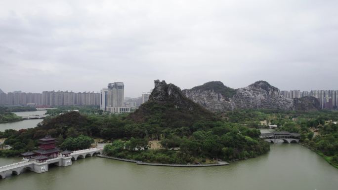 桂林山水公园喀斯特风景城市建筑风光航拍