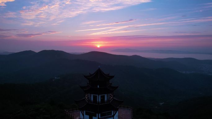 苏州吴中区 太湖西山缥缈峰