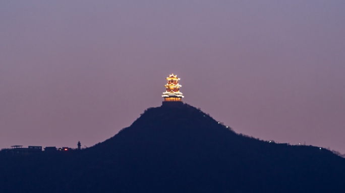 定都阁悬日 定都阁亮灯