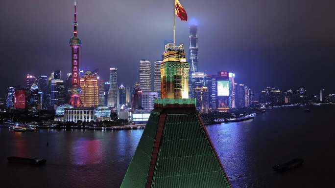 航拍上海和平饭店陆家嘴三件套夜景