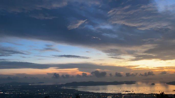 普吉岛大佛延时日出美景