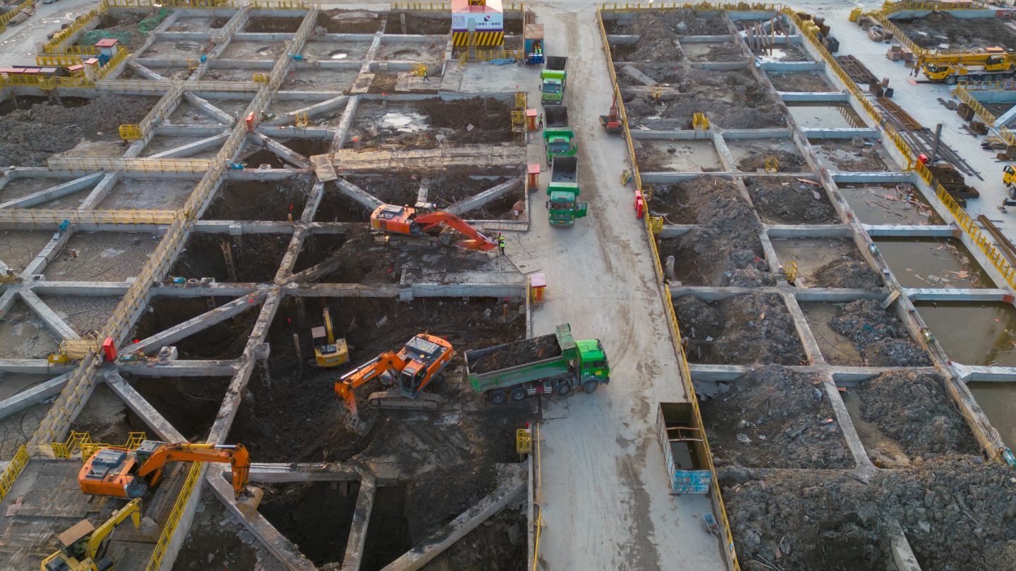 工地施工 渣土运输 城市建设施工延时