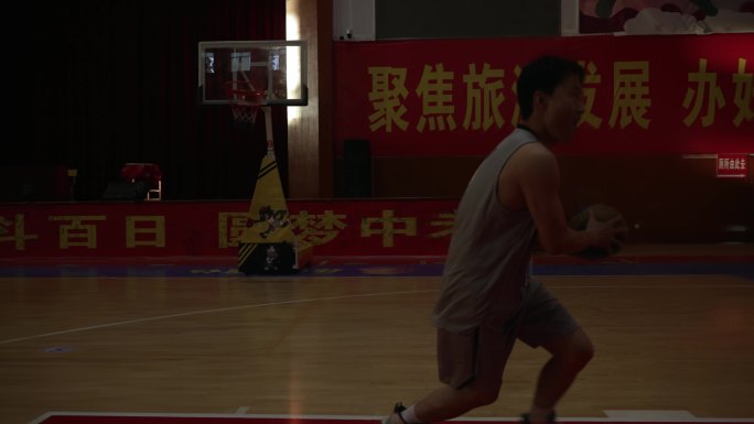 4K实拍个人篮球运动篮球练习
