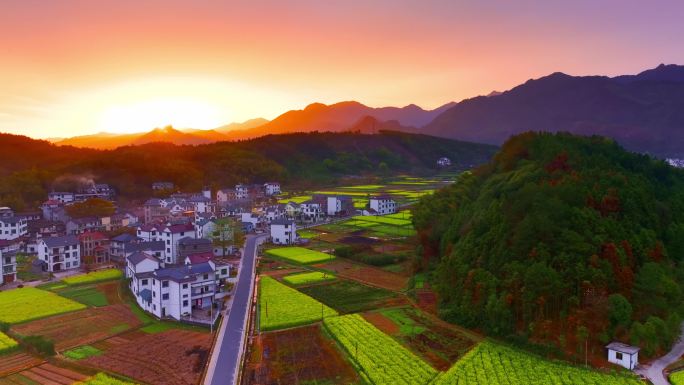 浙江山区农村日出