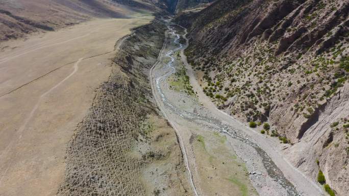 山谷饮用水源 西藏一级水资源 高原水体