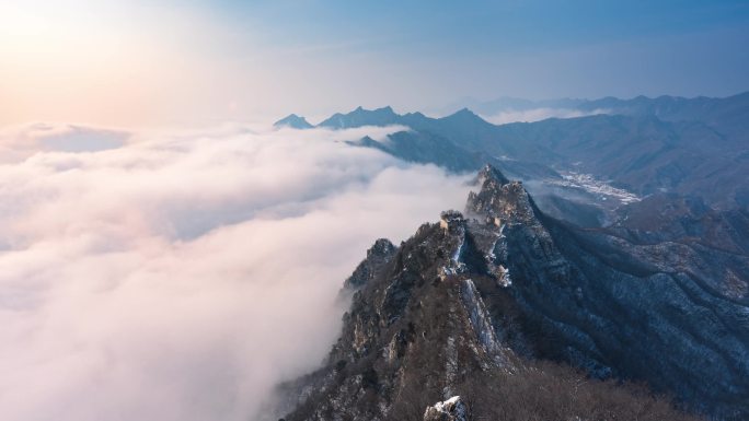 北京箭扣长城冬季雪景日落云海延时5