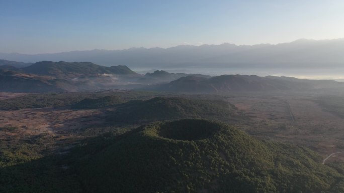 航拍云南腾冲火山