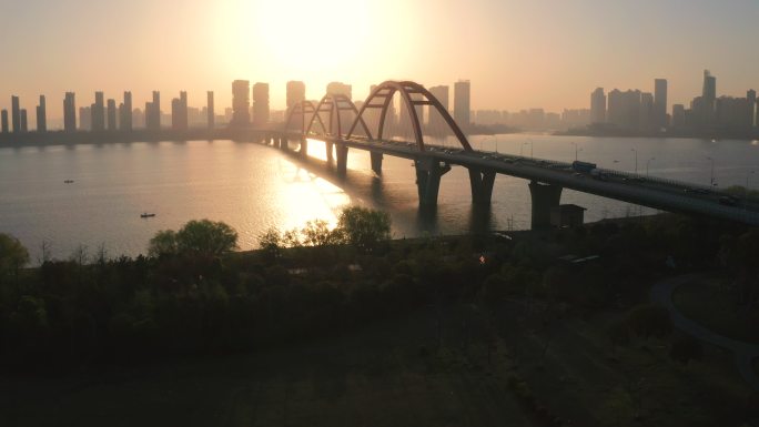 长沙福元路大桥清晨逆光唯美航拍
