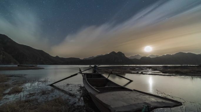 河北易水湖小船星空月升延时摄影