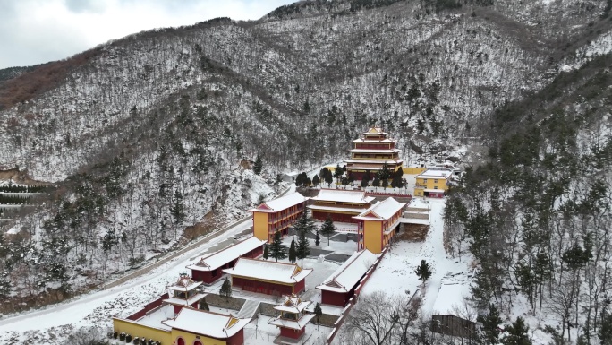 5条4K航拍白雪覆盖烟台地标竹林寺素材