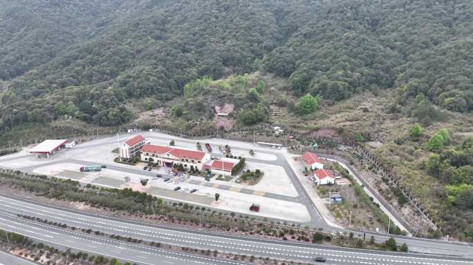 菜溪岩服务区航拍甬莞高速公路服务区