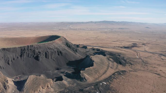 4k航拍内蒙古乌兰哈达火山地质公园