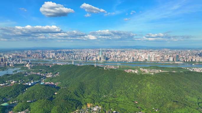 航拍蓝天白云岳麓山大景