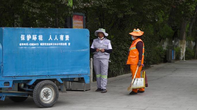 拉萨环卫 西藏环卫 环卫工休息