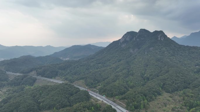 福建山脉山峰航拍老鹰山