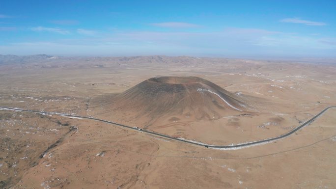 4k航拍内蒙古乌兰哈达火山地质公园